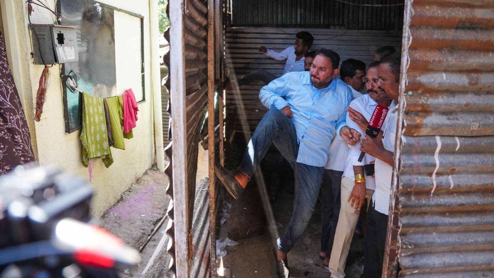 At Least 15 hooch deaths in Pune, CID takes over probe