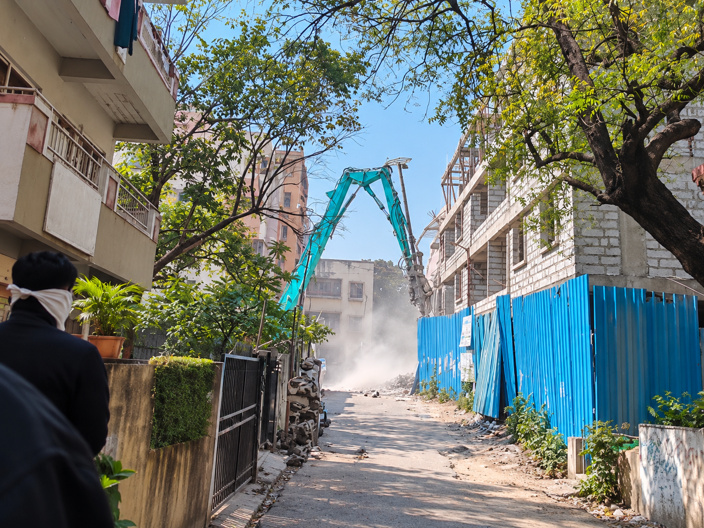 PMC Demolishes Illegal Building in Pune's Kondhwa
